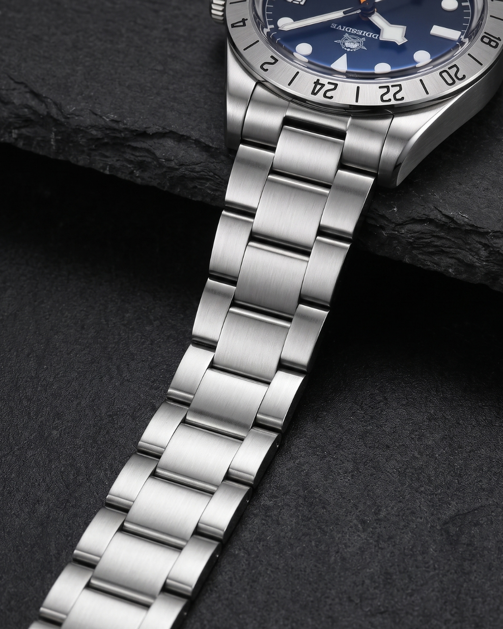 ADDIESDIVE AD2035 Herren-GMT-Quarzuhr